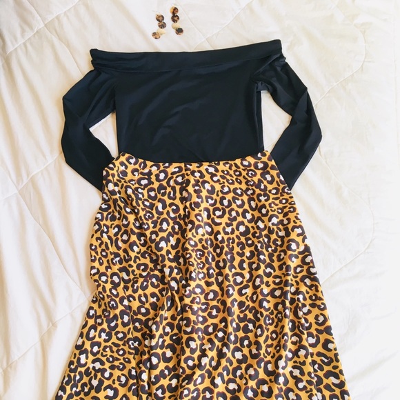 2/$12! H&M Off Shoulder Long Sleeve Top Black - Picture 13 of 14